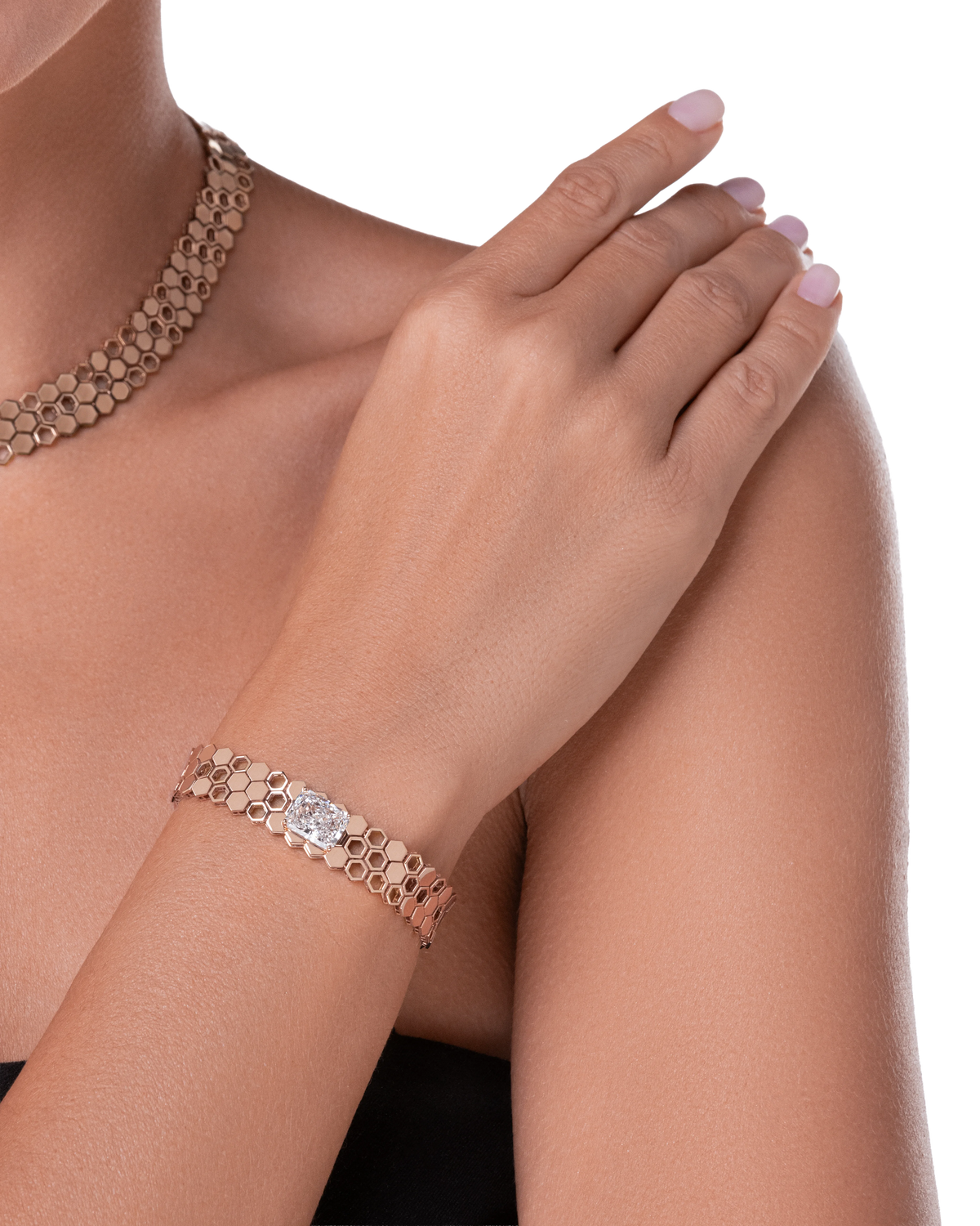Model wearing Just Bee Bracelet in 18K rose gold with Lab grown diamond #Metal_Rose Gold #Choose your configuration_With Lab-grown Diamond